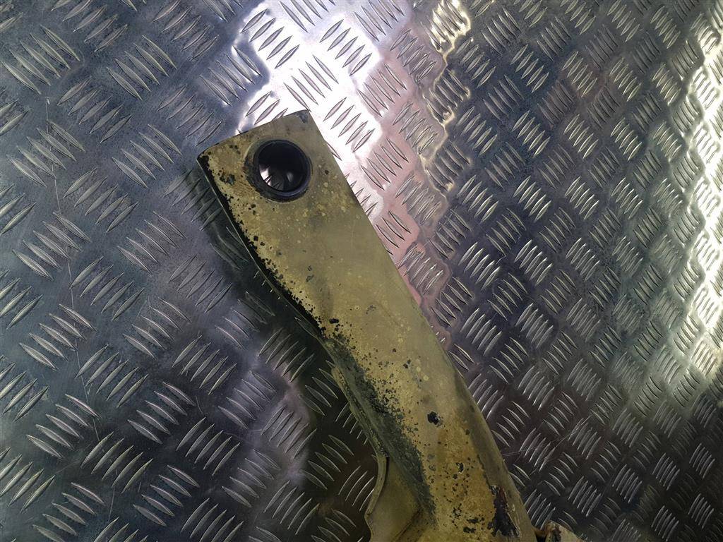 подрамник (балка подмоторная) MERCEDES-BENZ Vito  A6393302606, 2130 рублей, Москва