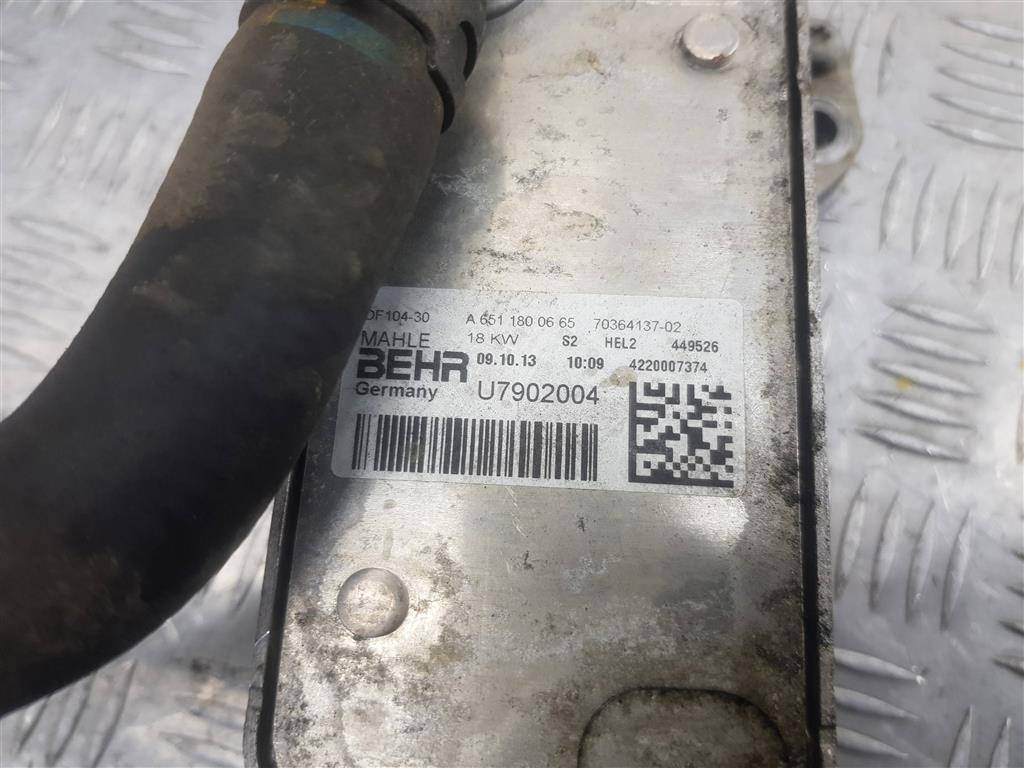 радиатор масляный MERCEDES-BENZ Vito  A6511800810, 860 рублей, Москва