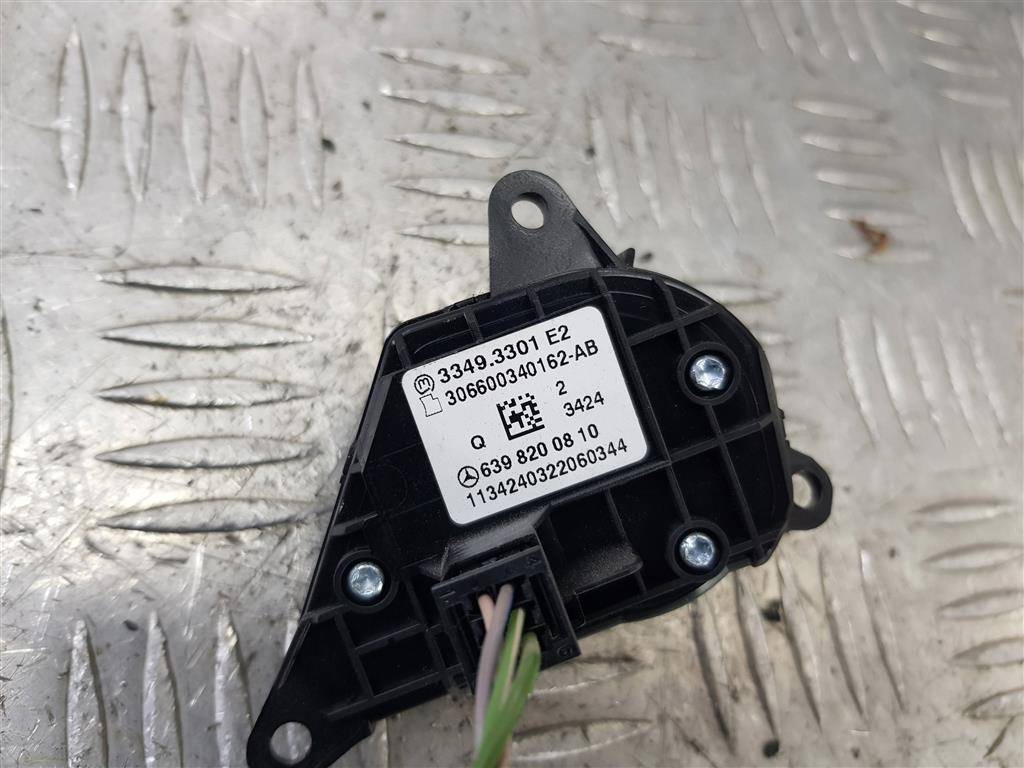 блок кнопок MERCEDES-BENZ Vito  A6399050700, 2130 рублей, Москва