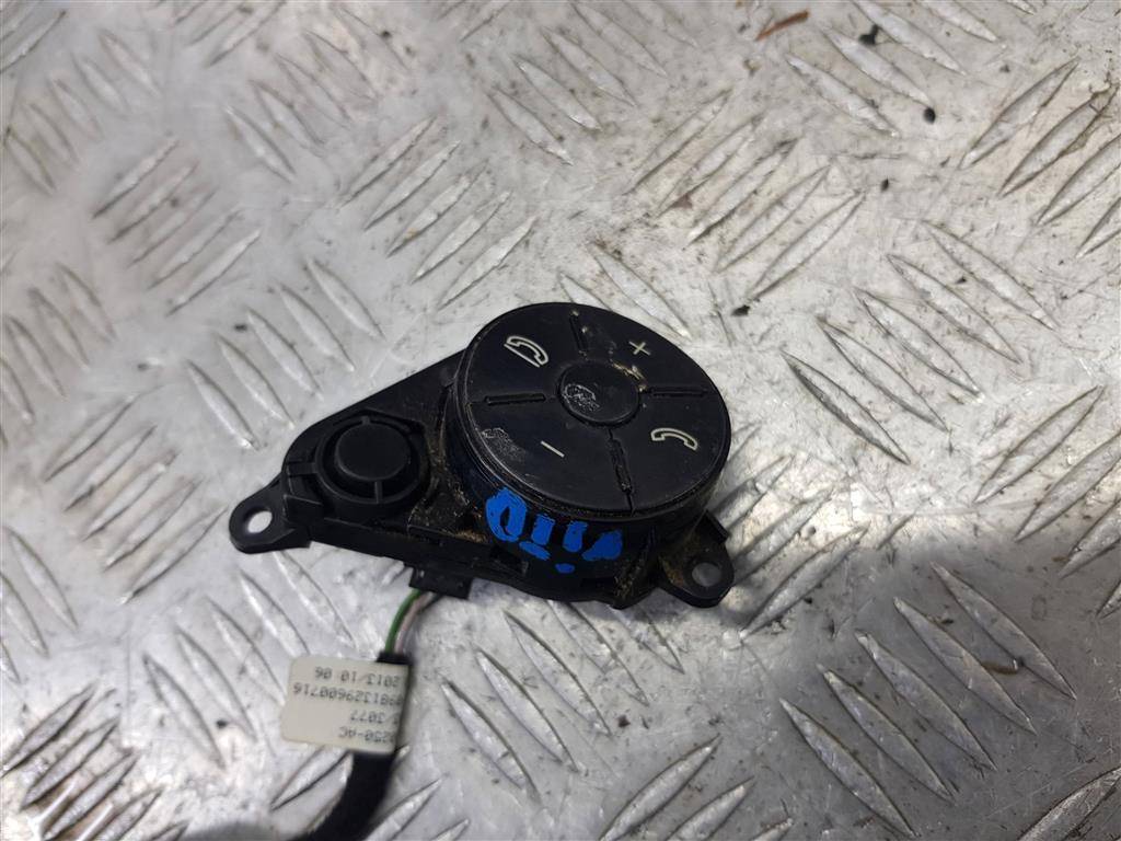 блок кнопок MERCEDES-BENZ Vito  A6399050700, 2130 рублей, Москва