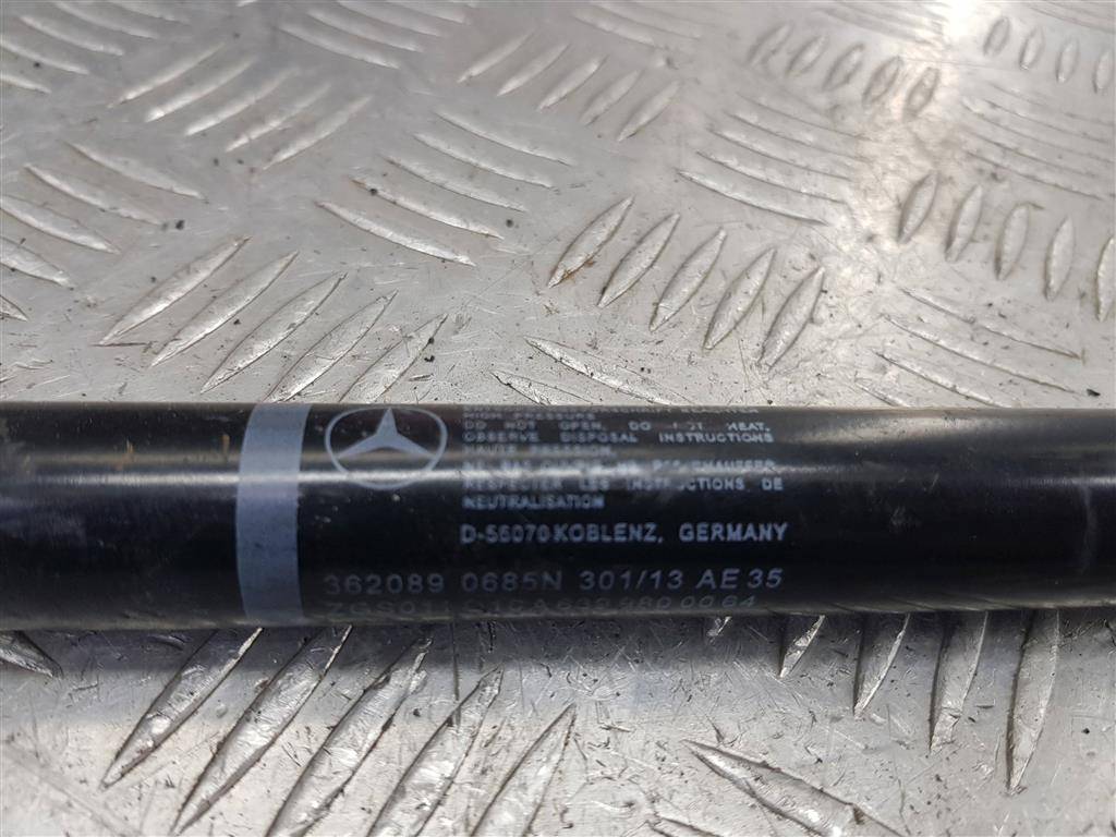 амортизатор крышки багажника MERCEDES-BENZ Vito  A6399800164, 860 рублей, Москва