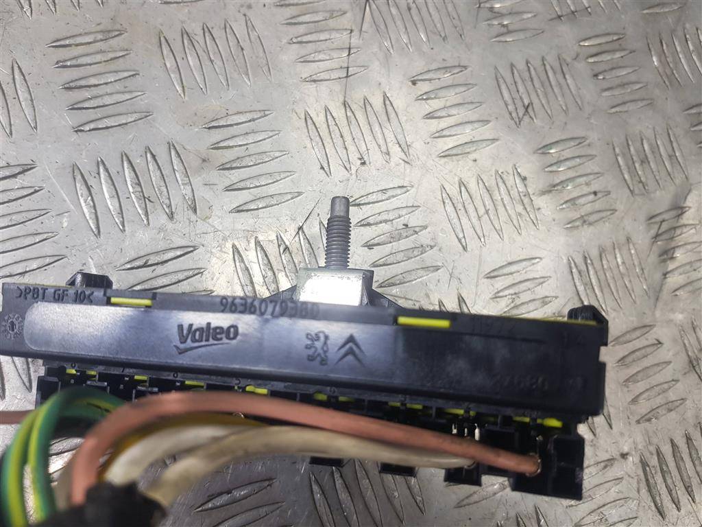 блок предохранителей Citroen Berlingo  6500Z1, 750 рублей, Москва