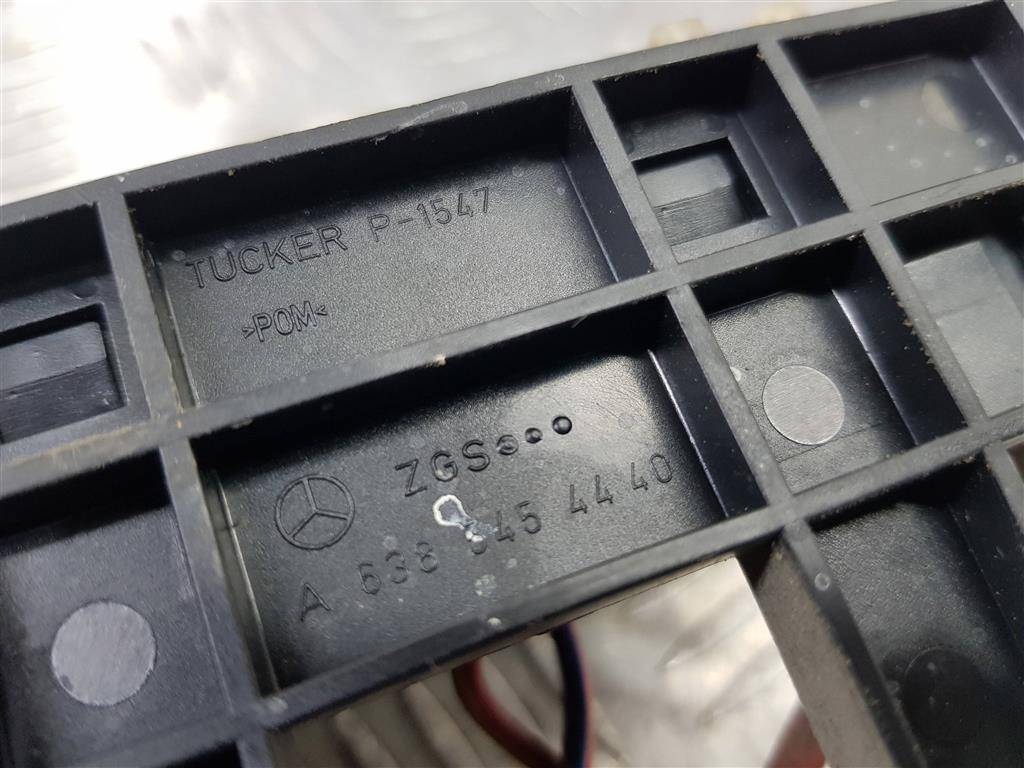 блок предохранителей MERCEDES-BENZ Vito  A6385454440, 980 рублей, Москва