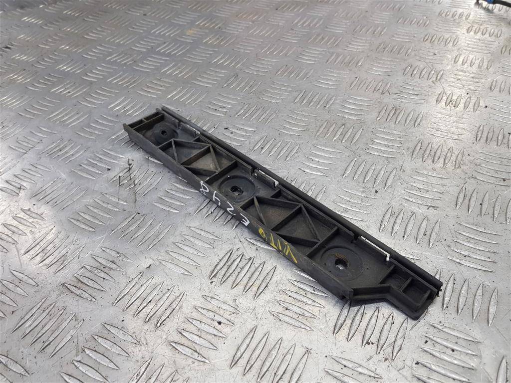 кронштейн бампера MERCEDES-BENZ Vito  A6398850256, 980 рублей, Москва