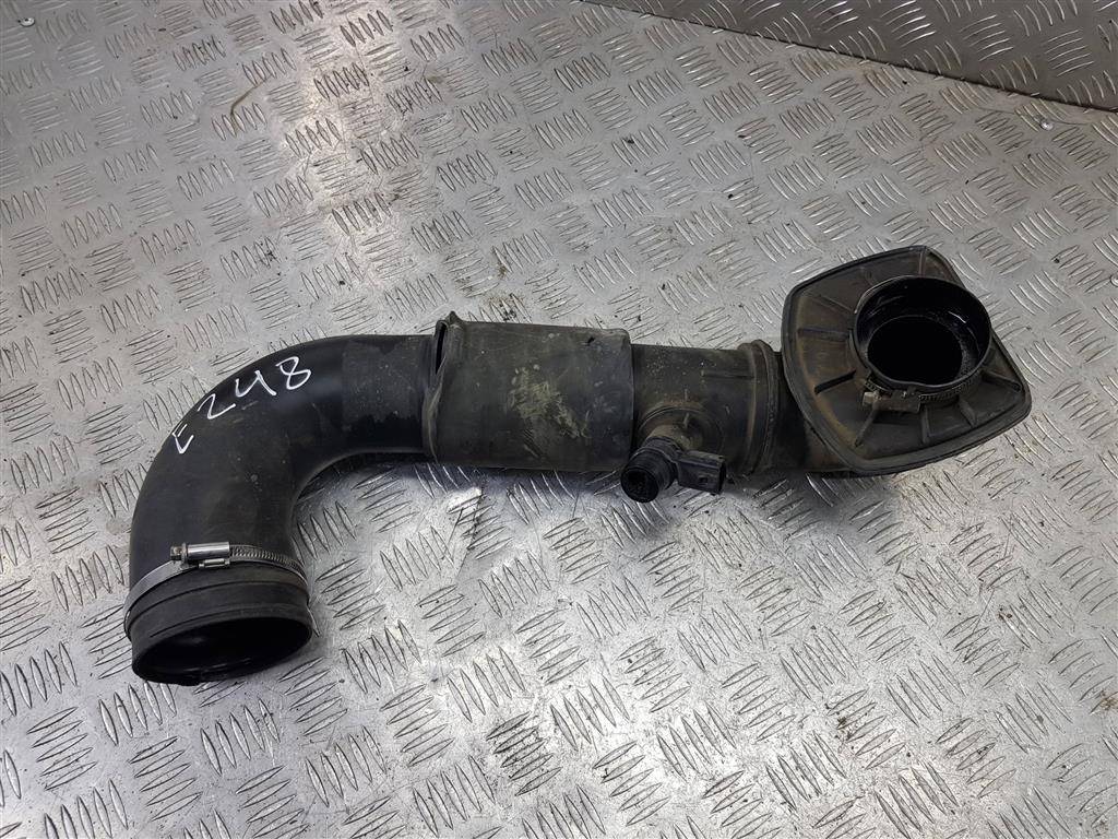 патрубок воздушный (резиновый) MERCEDES-BENZ Vito  A6395280624, 1900 рублей, Москва