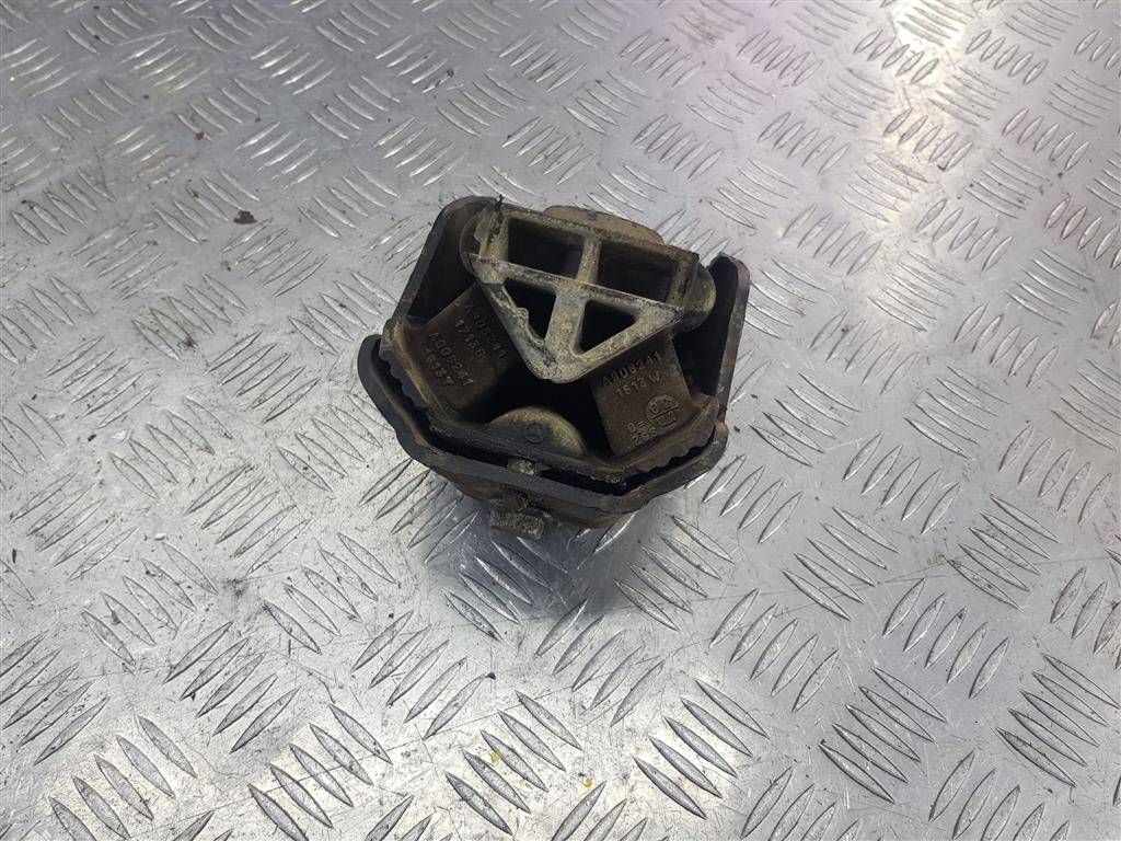 подушка двигателя (опора двс) MERCEDES-BENZ Vito  A9062411813, 1550 рублей, Москва