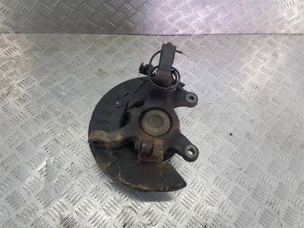 кулак MERCEDES-BENZ Vito  A6393300732, 4200 рублей, Москва