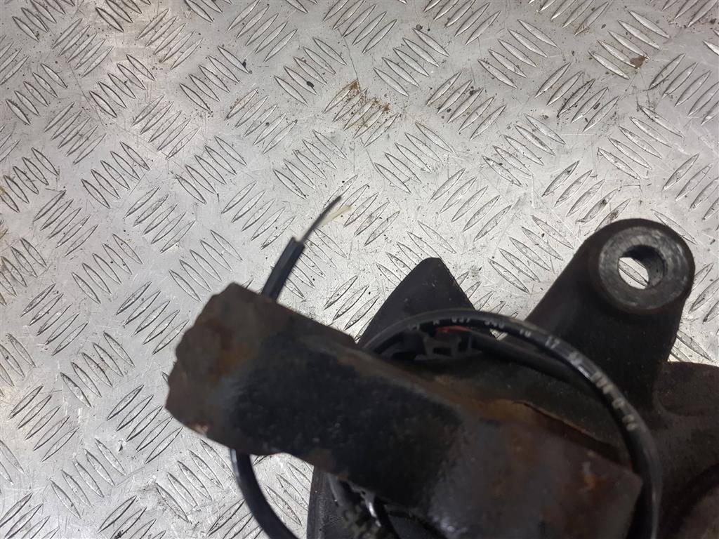 кулак MERCEDES-BENZ Vito  A6393300732, 4200 рублей, Москва