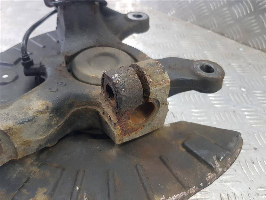 кулак MERCEDES-BENZ Vito  A6393300732, 4200 рублей, Москва