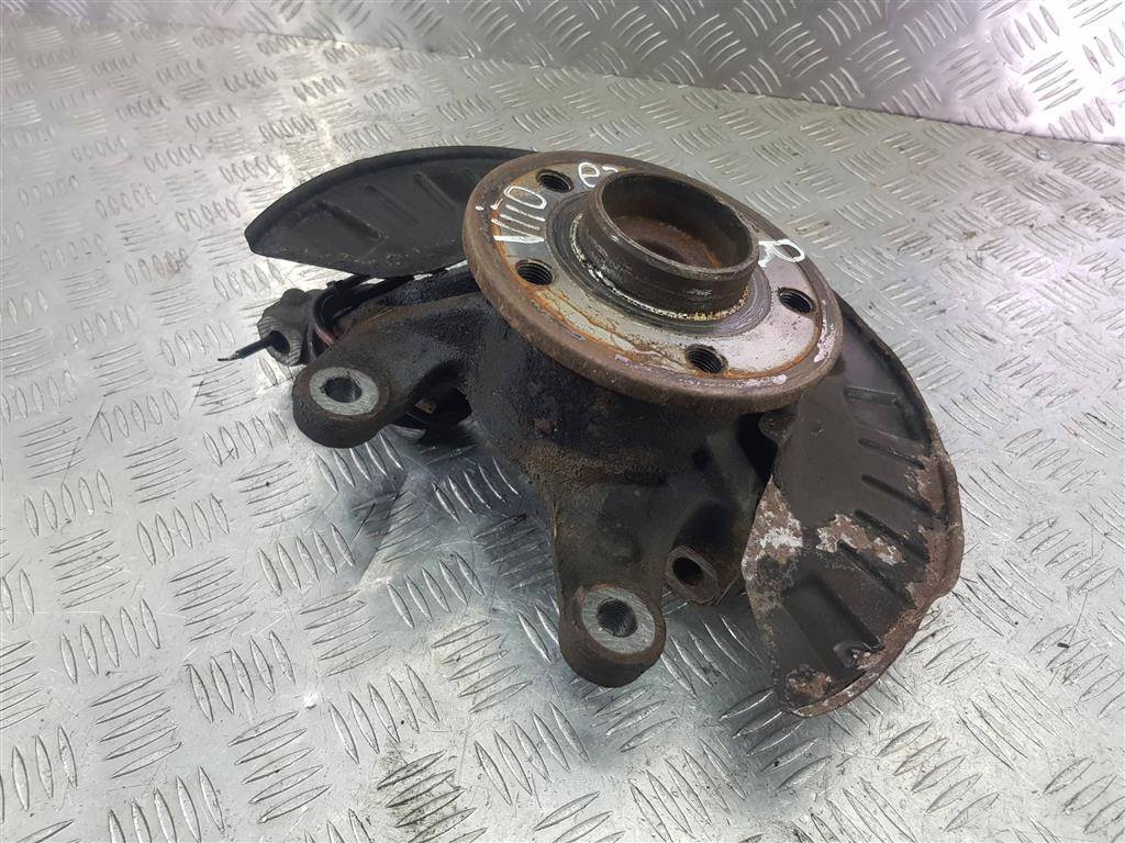 кулак MERCEDES-BENZ Vito  A6393300732, 4200 рублей, Москва