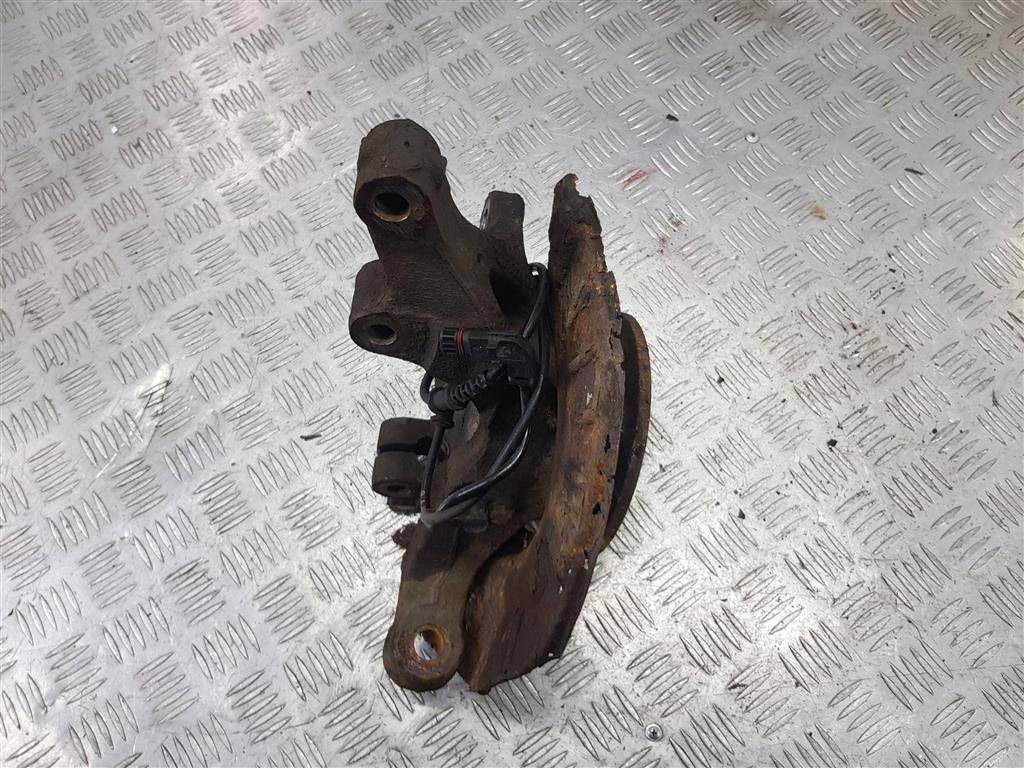 кулак MERCEDES-BENZ Vito  A6393300732, 4200 рублей, Москва