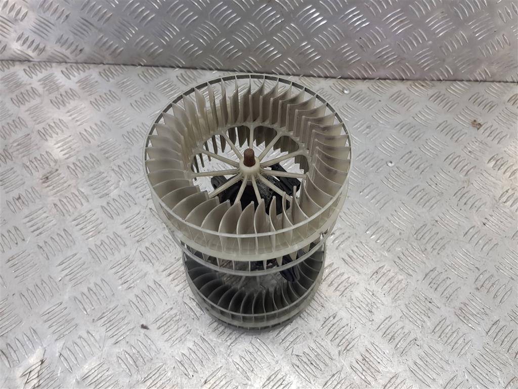 моторчик отопителя MERCEDES-BENZ Vito  A0008358304, 4200 рублей, Москва