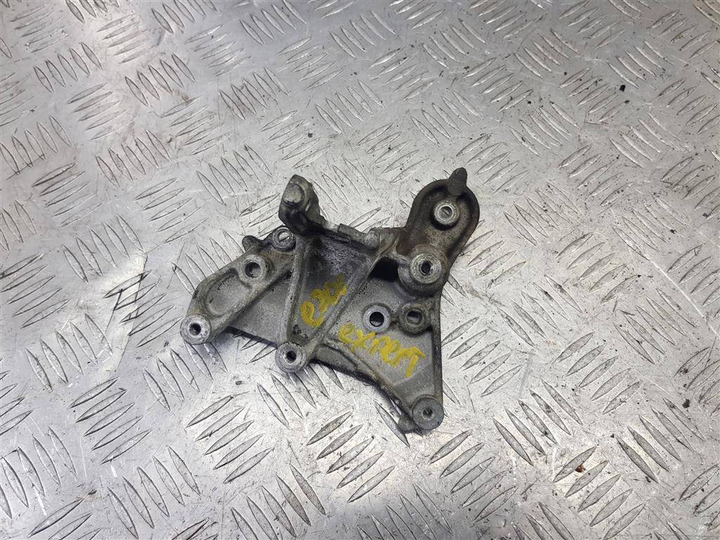 кронштейн двигателя (двс) Peugeot Expert  9648584680, 1320 рублей, Москва