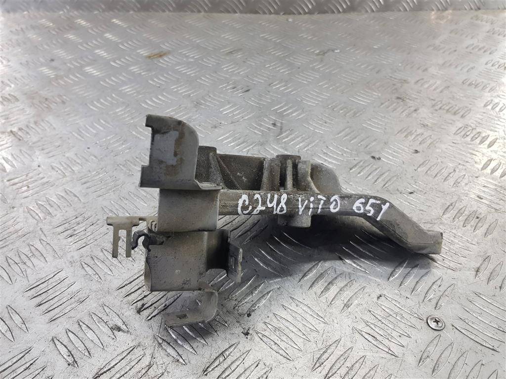 кронштейн коллектора MERCEDES-BENZ Vito  A6510940039, 750 рублей, Москва