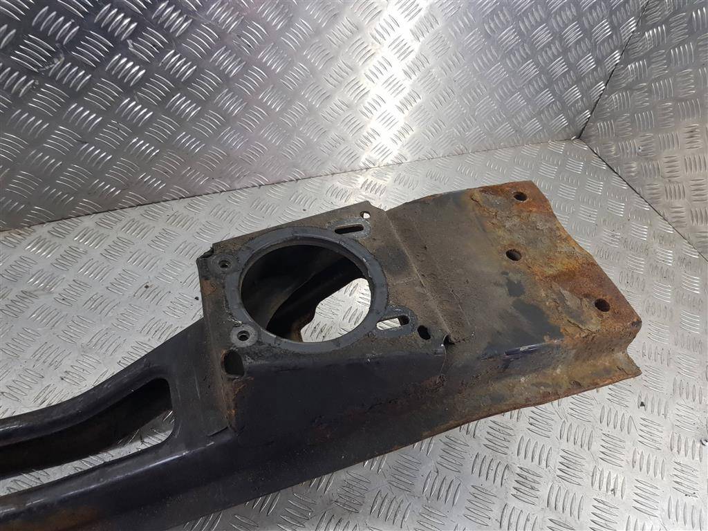 балка подмоторная (поперечная) FORD Transit  2085786, 3390 рублей, Москва