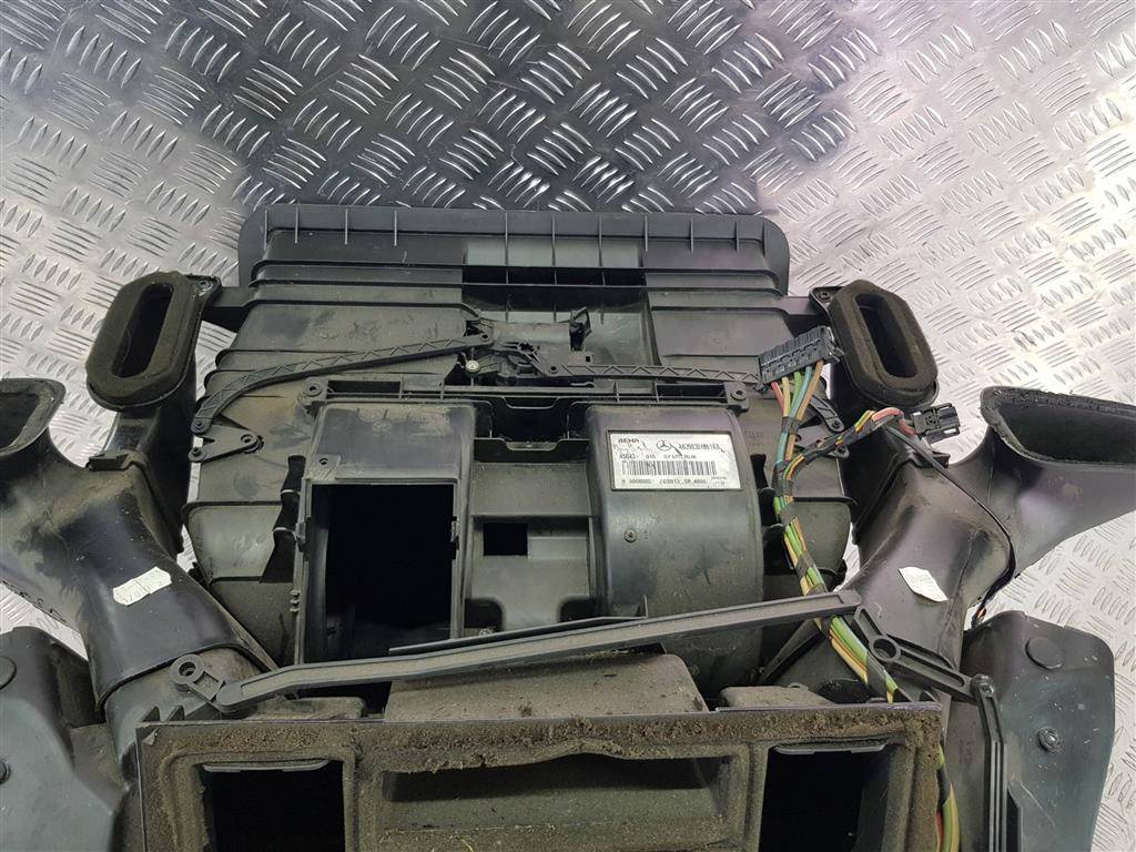 корпус отопителя MERCEDES-BENZ Vito  A0048309561, 3740 рублей, Москва