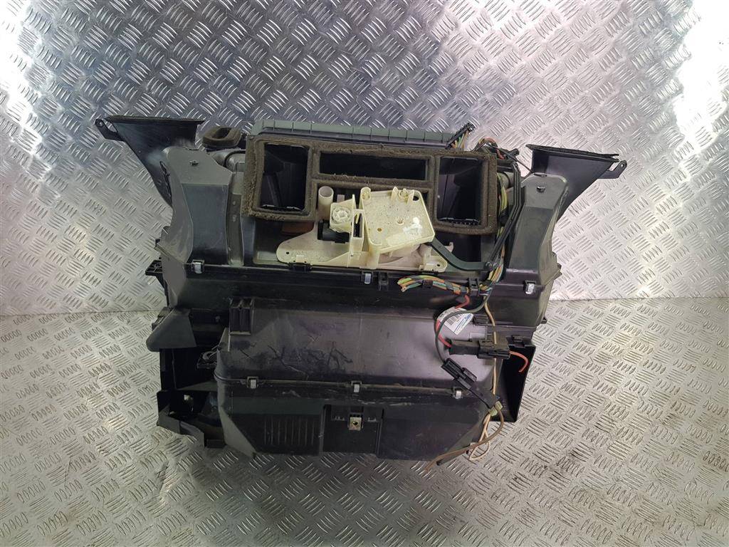 корпус отопителя MERCEDES-BENZ Vito  A0048309561, 3740 рублей, Москва