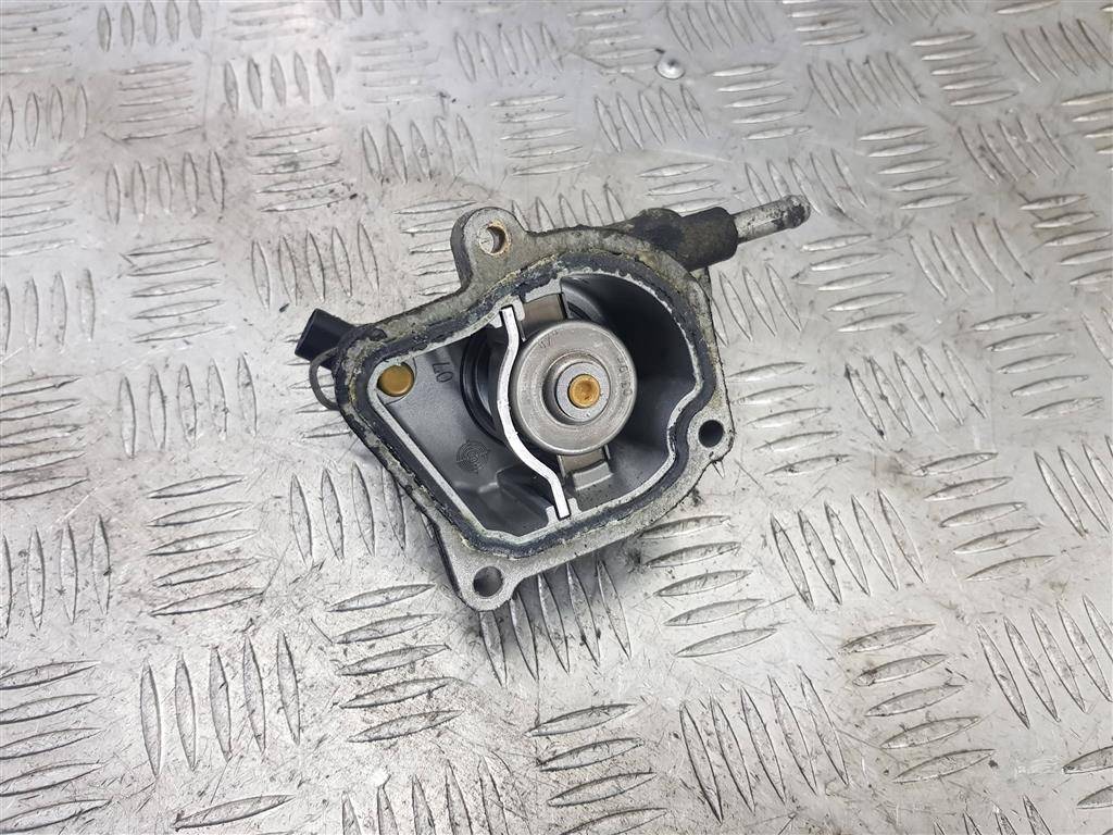 корпус термостата MERCEDES-BENZ Vito  A6112000715, 860 рублей, Москва