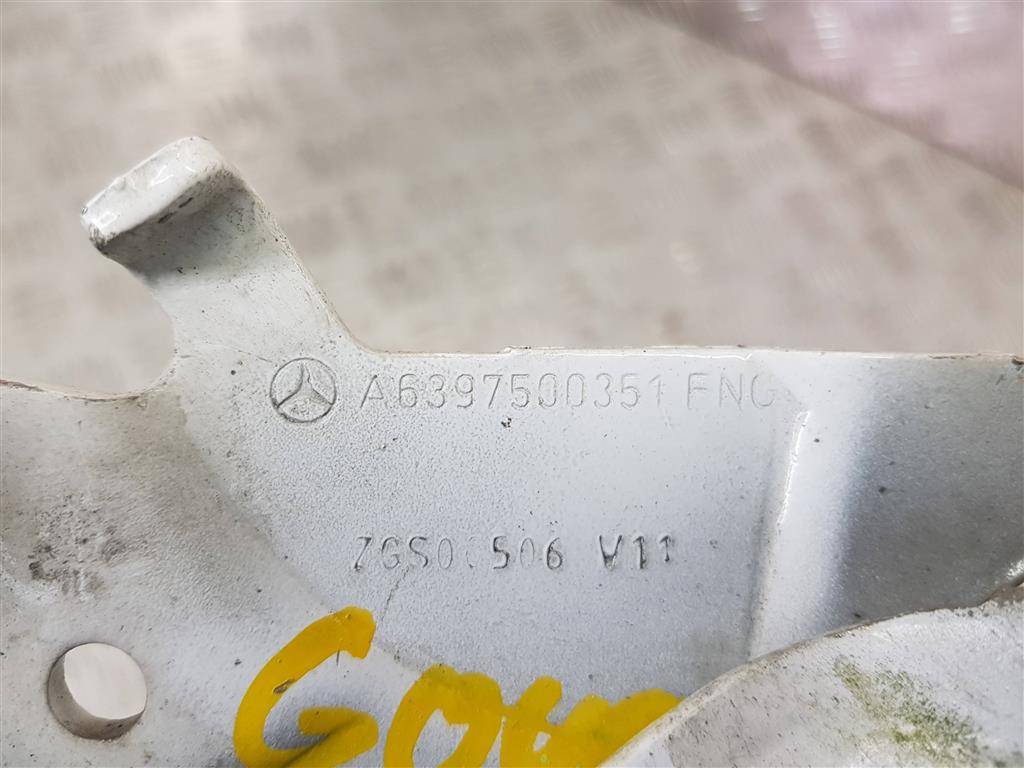 петля капота MERCEDES-BENZ Vito  A6397500351, 860 рублей, Москва