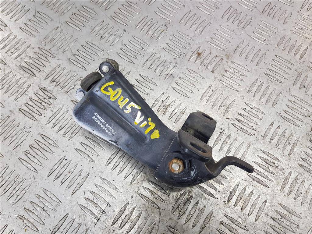 ролик двери сдвижной MERCEDES-BENZ Vito  A6397602447, 1780 рублей, Москва