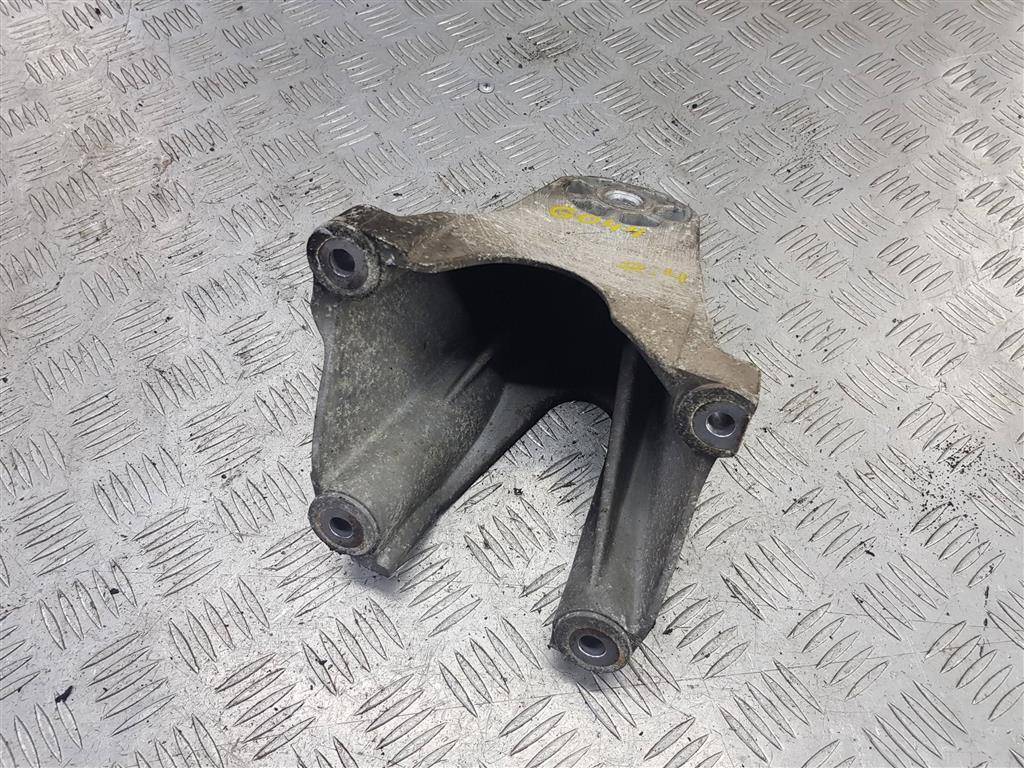 кронштейн двигателя (двс) FORD Transit  1371105, 630 рублей, Москва