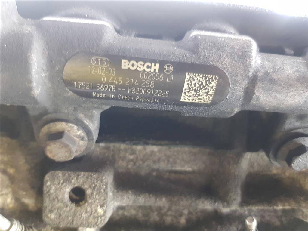 рампа топливная Renault Master  175215697R, 2470 рублей, Москва