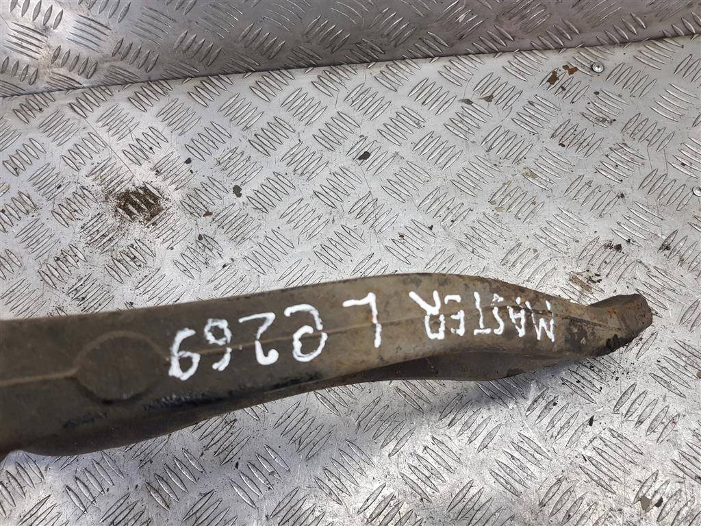 рычаг Renault Master  8200688871, 3740 рублей, Москва