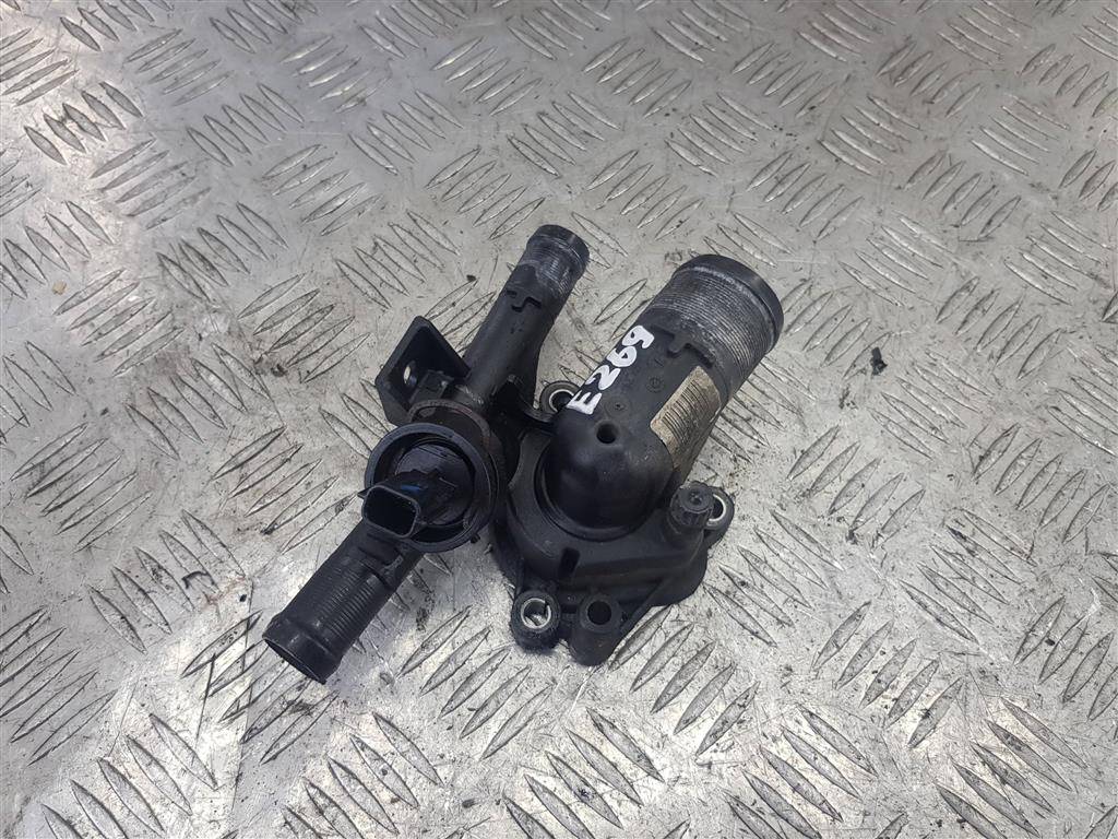 корпус термостата Renault Master  8200978549, 2010 рублей, Москва