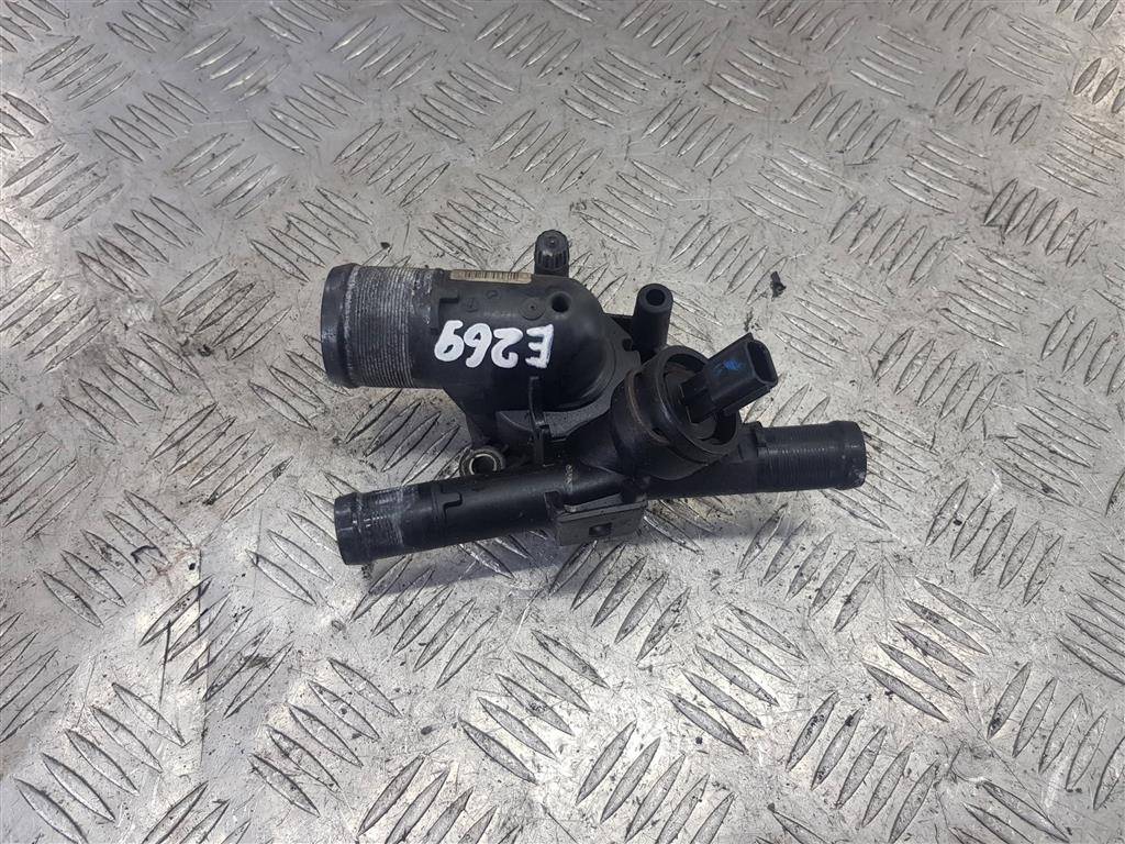 корпус термостата Renault Master  8200978549, 2010 рублей, Москва