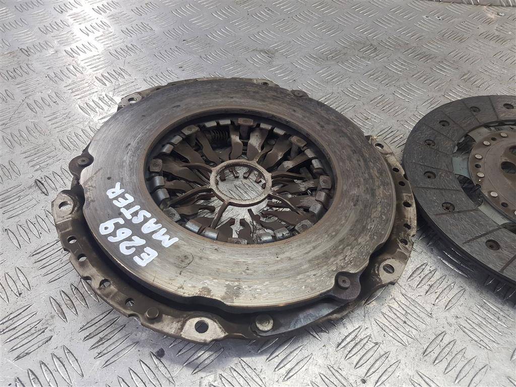 сцепление Renault Master  302052305R, 10180 рублей, Москва