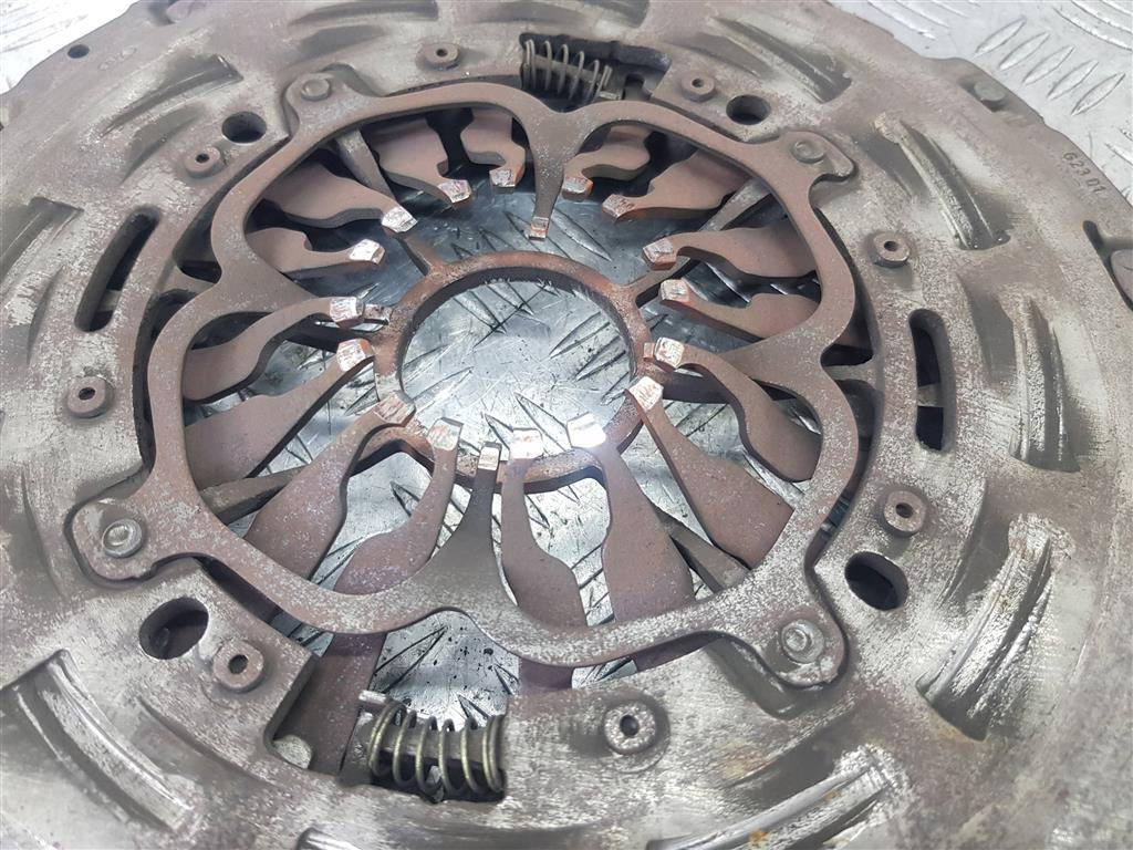 сцепление Renault Master  302052305R, 10180 рублей, Москва