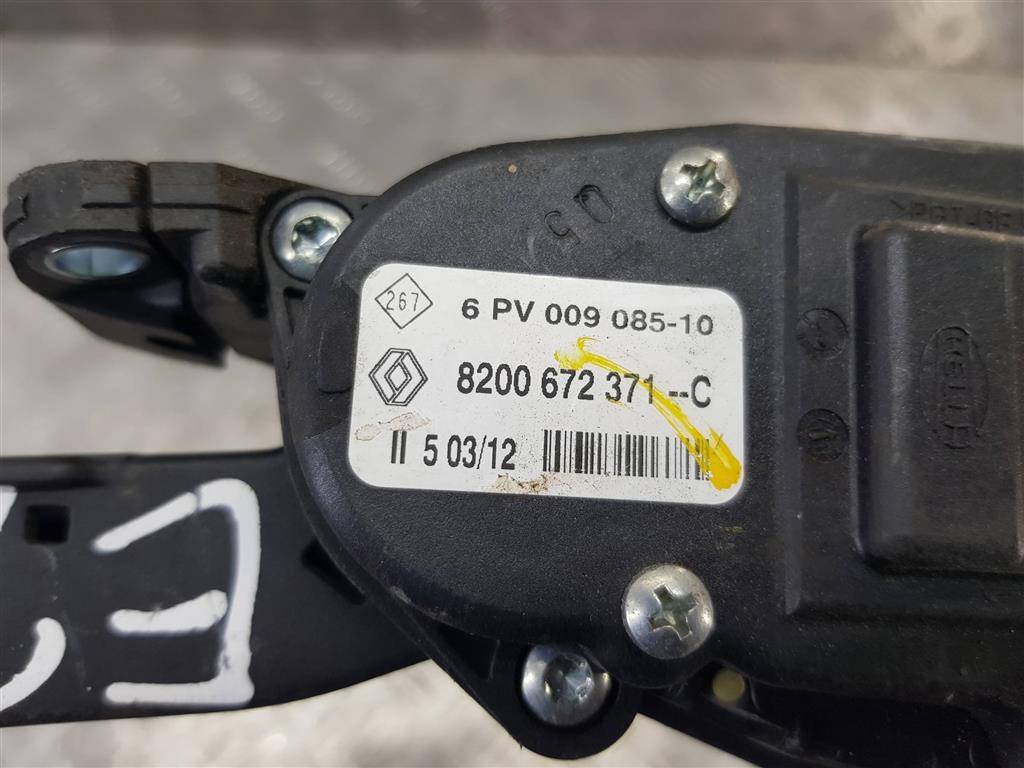 педаль газа Renault Master  8200672371, 1550 рублей, Москва