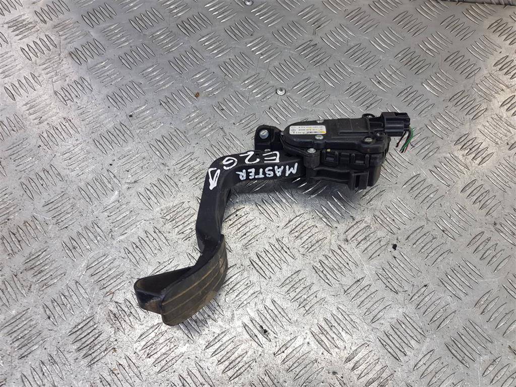 педаль газа Renault Master  8200672371, 1550 рублей, Москва