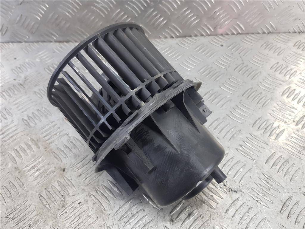 моторчик отопителя FORD Transit  7188531, 2130 рублей, Москва