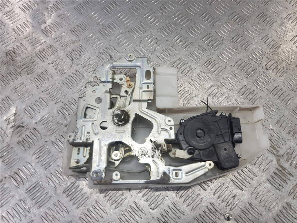 активатор замка двери Renault Master  906127519R, 7190 рублей, Москва