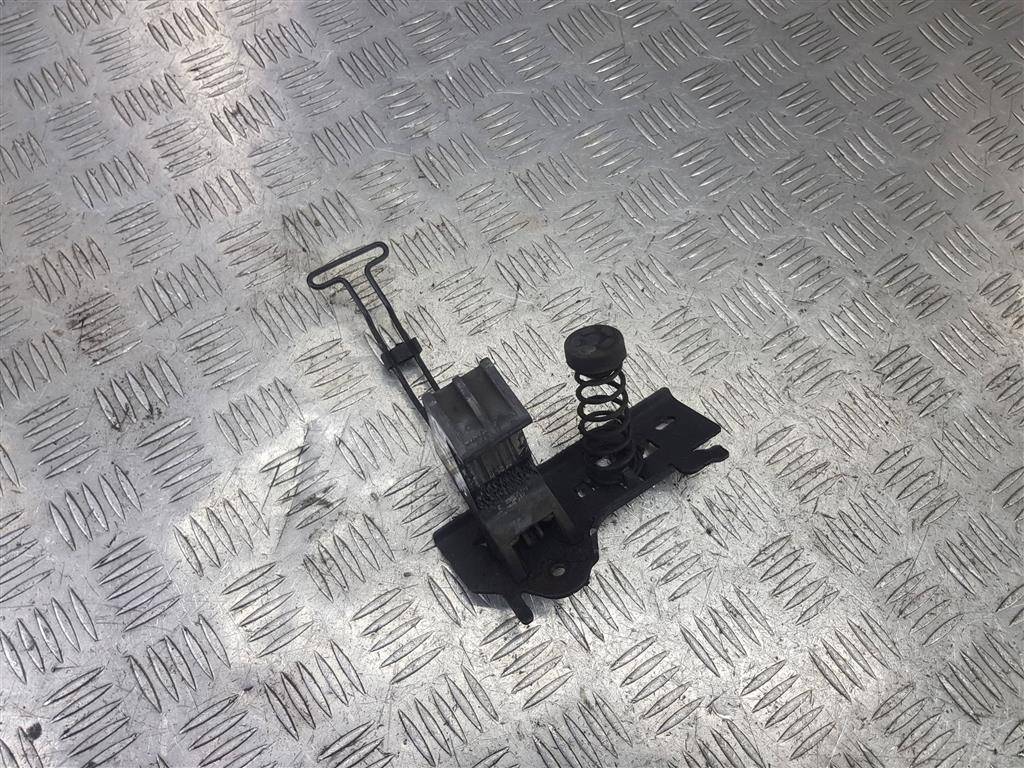 замок капота Renault Master  656030007R, 1900 рублей, Москва