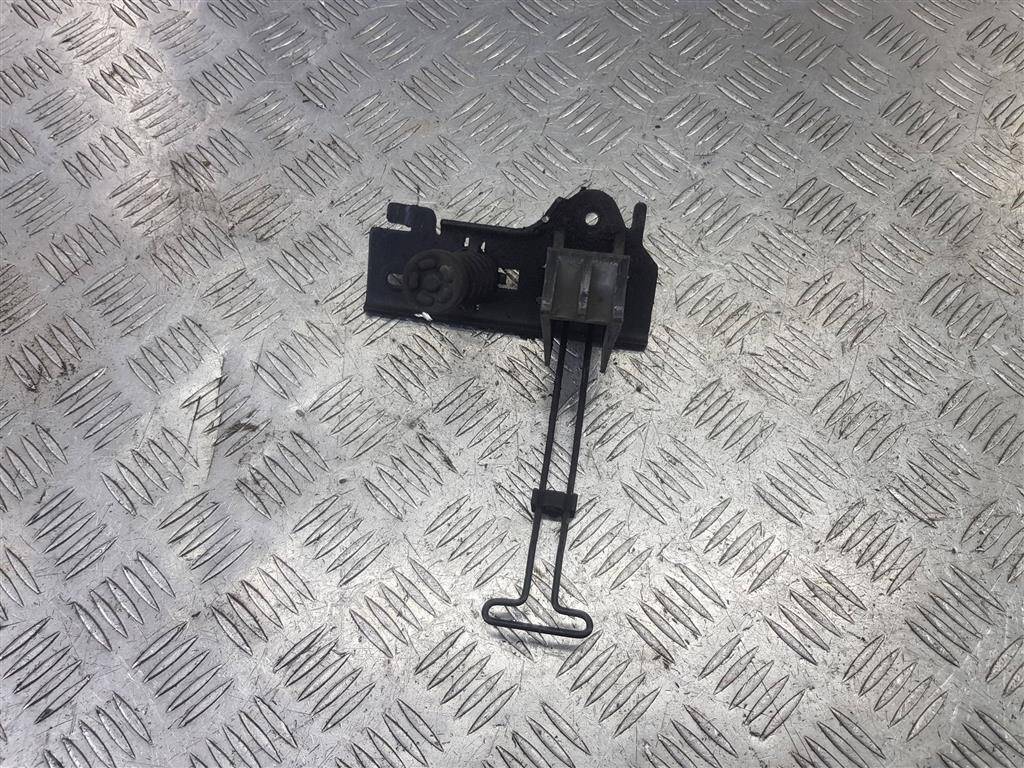 замок капота Renault Master  656030007R, 1900 рублей, Москва