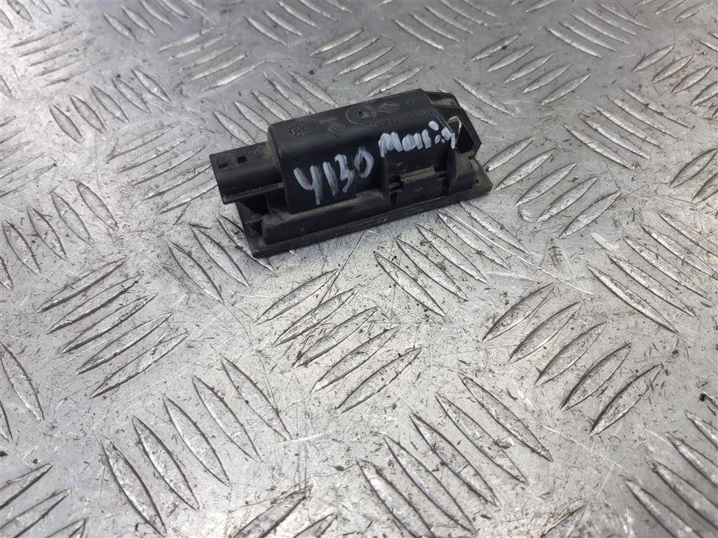 фонарь номерного знака Renault Master  8200480127, 860 рублей, Москва