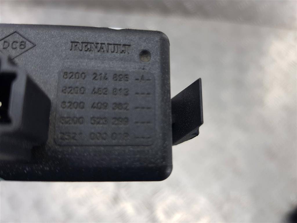 кнопка аварийной сигнализации Renault Master  252100991R, 860 рублей, Москва