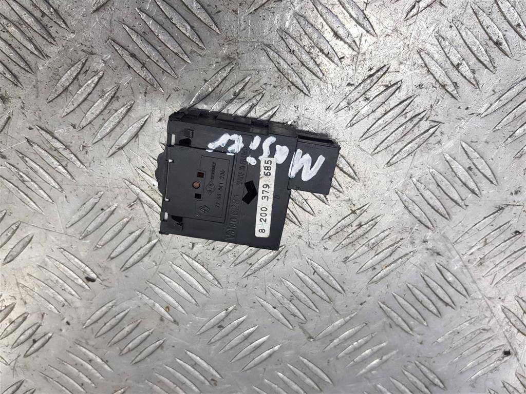 кнопка регулировки фар Renault Master  8200379685, 750 рублей, Москва