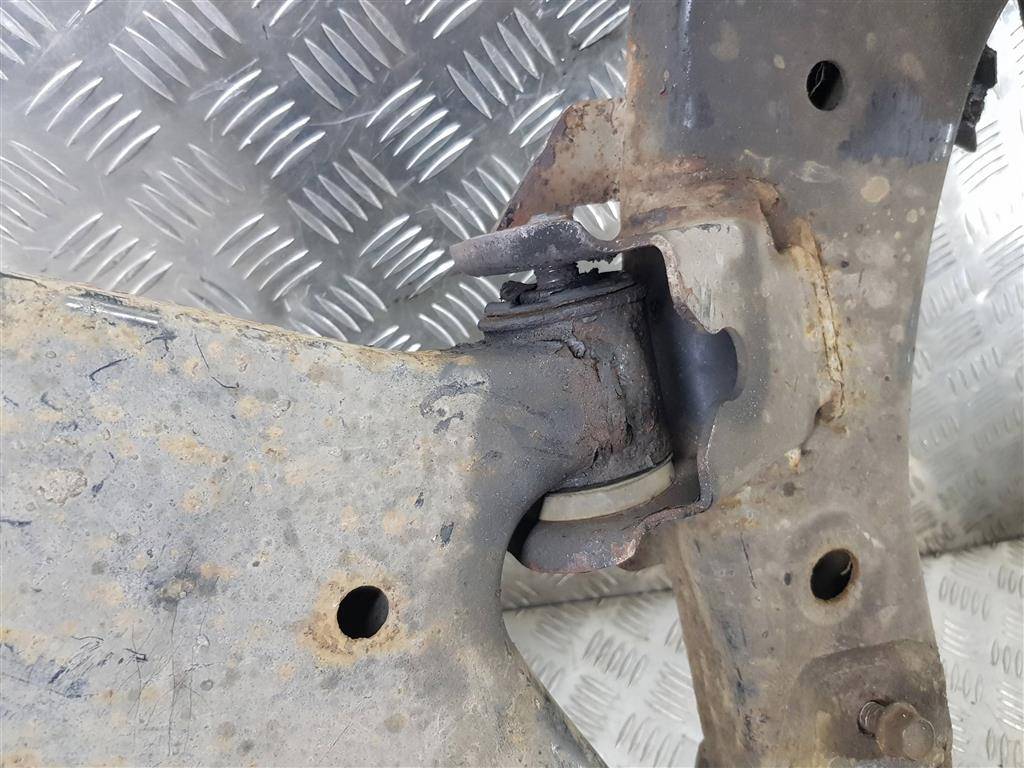 подрамник (балка подмоторная) Hyundai Grand Starex  624104H000, 4200 рублей, Москва