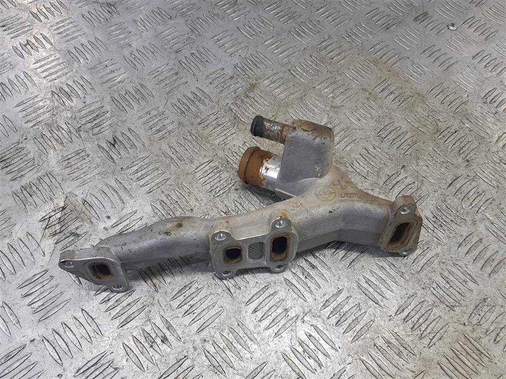 фланец системы охлаждения FORD Transit  1373132, 750 рублей, Москва