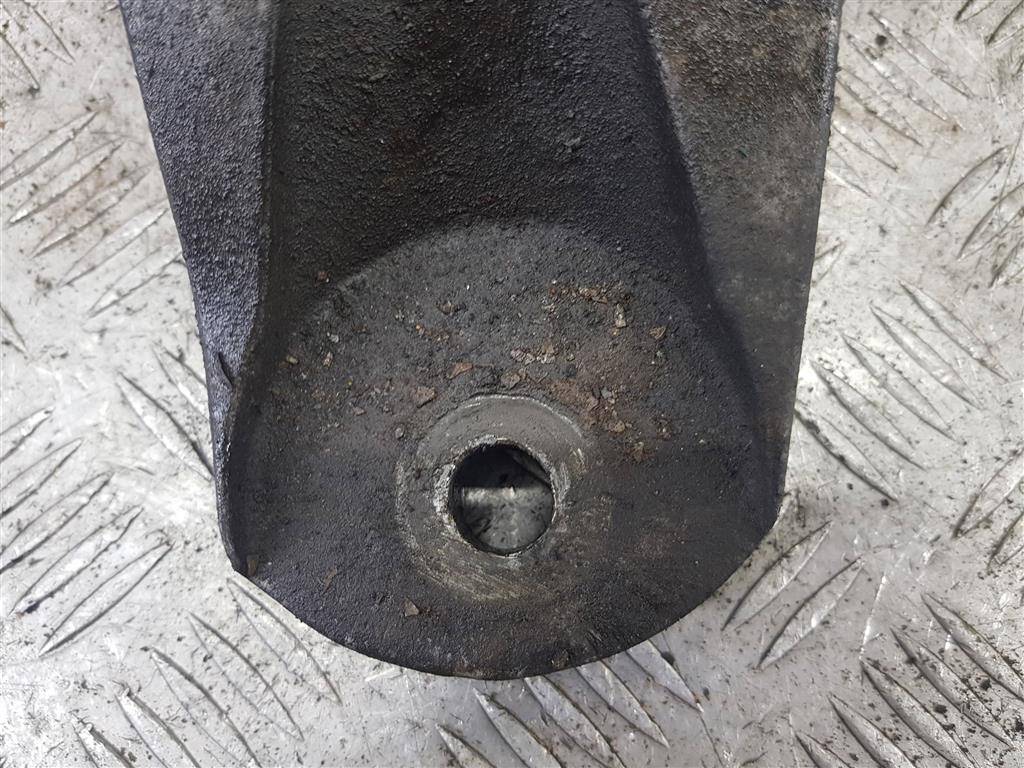 кронштейн двигателя (двс) FORD Transit  1371114, 520 рублей, Москва