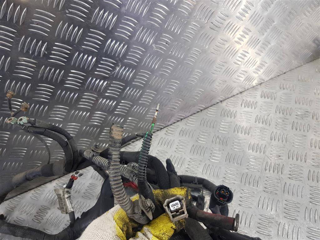 проводка (коса) Renault Master  240110479R, 7190 рублей, Москва