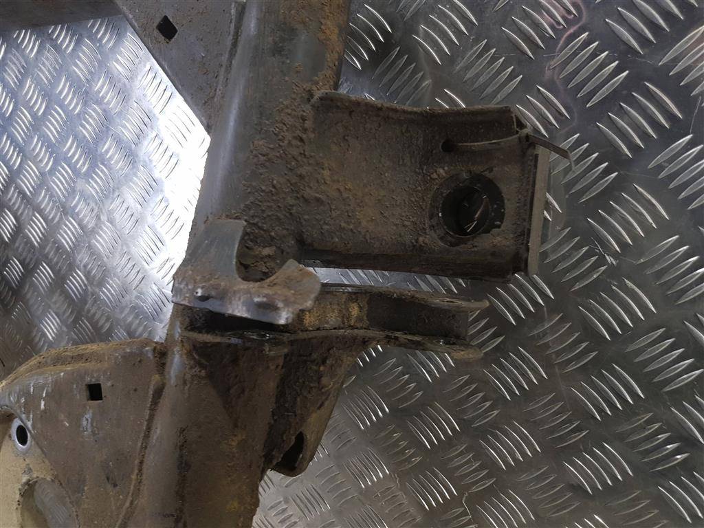 подрамник (балка подмоторная) MERCEDES-BENZ Vito  A6393302606, 2130 рублей, Москва