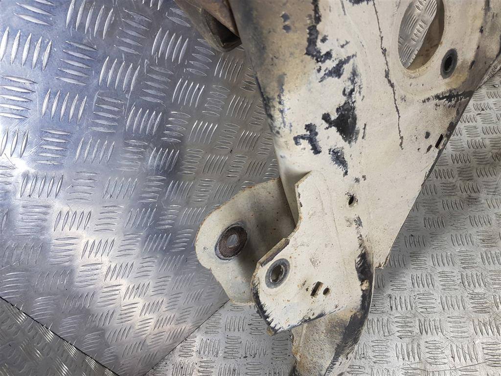 подрамник (балка подмоторная) MERCEDES-BENZ Vito  A6393302606, 2130 рублей, Москва