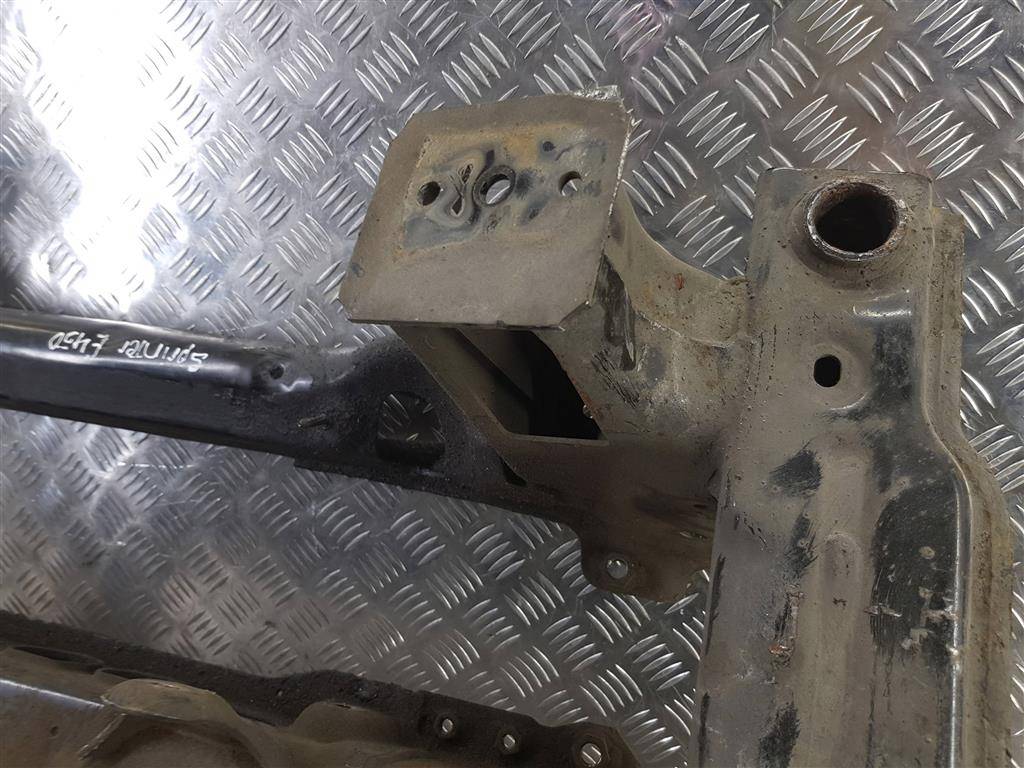 подрамник (балка подмоторная) MERCEDES-BENZ Sprinter  A9063301906, 5690 рублей, Москва