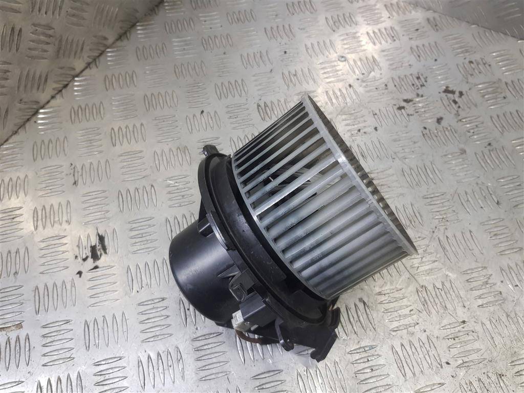 моторчик отопителя MERCEDES-BENZ Sprinter  A0008356007, 2930 рублей, Москва