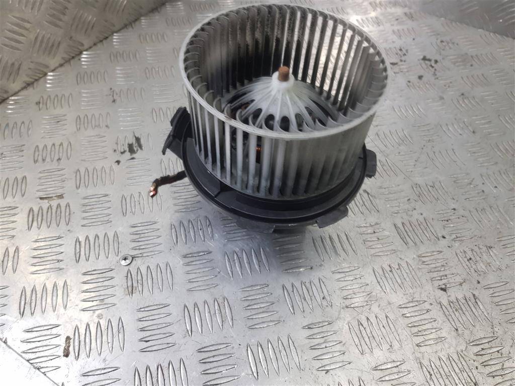 моторчик отопителя MERCEDES-BENZ Sprinter  A0008356007, 2930 рублей, Москва