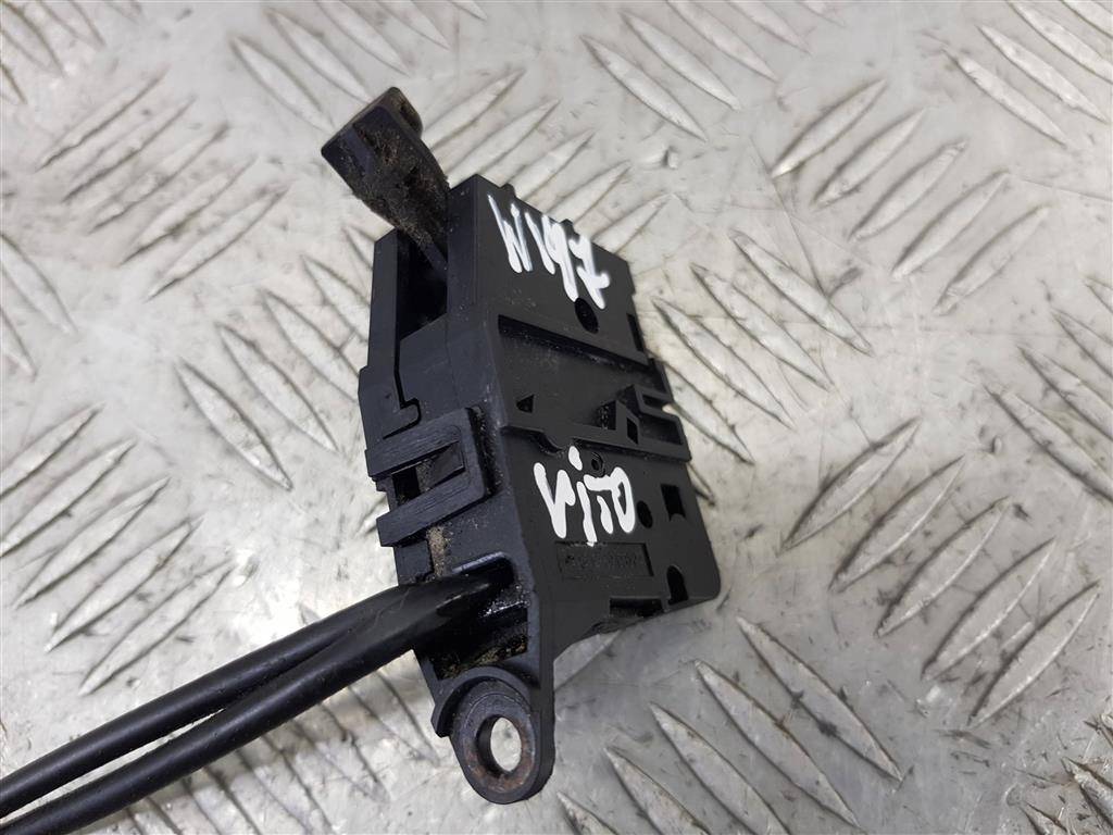 датчик закрытия капота MERCEDES-BENZ Vito  A9065403045, 1550 рублей, Москва